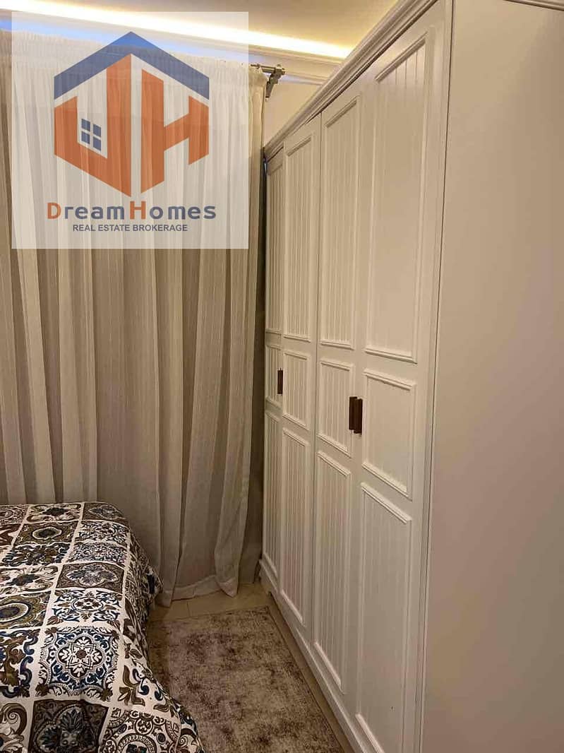 8 99e71f9e-4ff4-444d-a190-d89e4cd29251. jpg