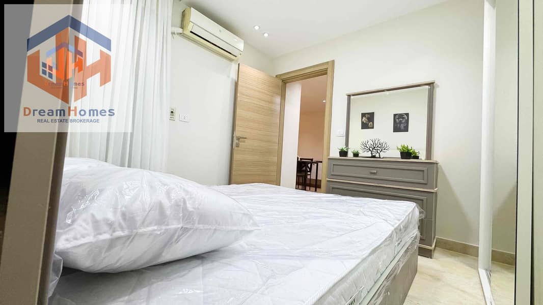 3 5e84155f-ad84-4332-bd7c-638d1ea7e38b. jpg