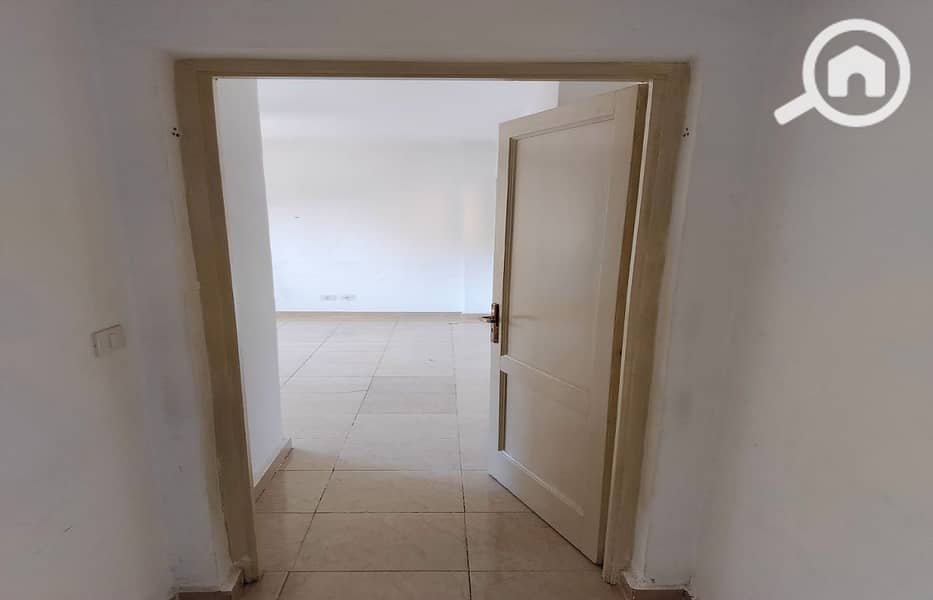 2 12f60394-5dbc-4fb6-839c-5d6ef19a4316. jpeg