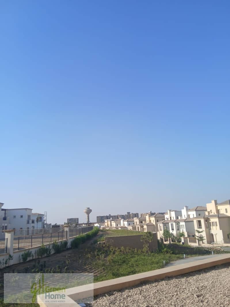 13 109b1fed-d007-4b8e-8f26-37608e90a77b. jpg