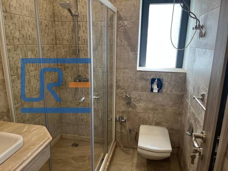 11 bcd289e4-6e92-4a5e-b731-8f99ef29e19a. jpeg