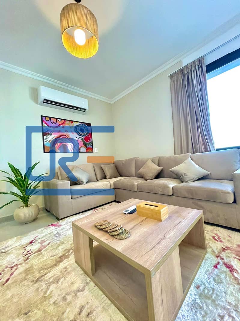 7 74acd8d6-8c8b-4dc5-acf2-b835980425b1. jpg