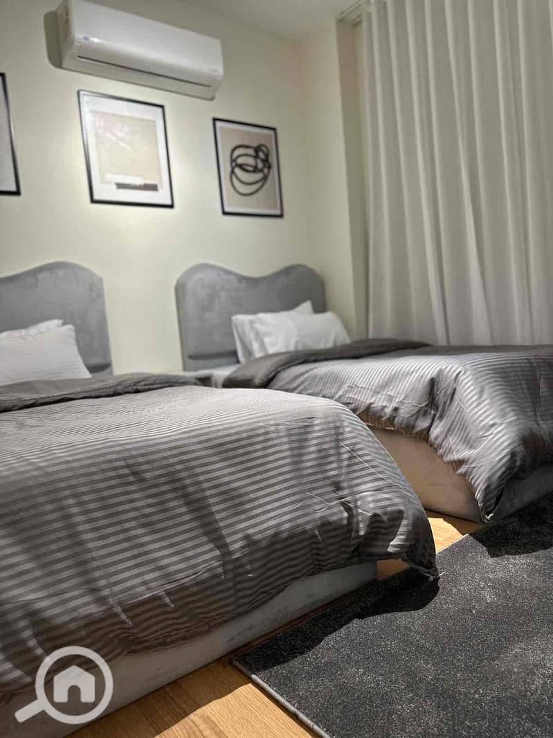 6 7e0ebebc-428b-4aca-934e-2af1a919d8e8. jpg