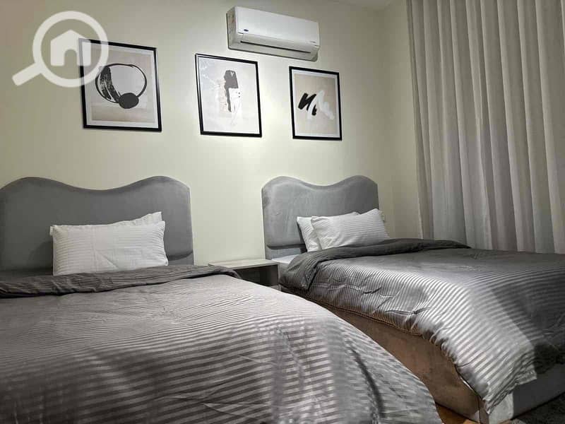 15 5b3a3290-bfd3-4fb2-b7af-85711caf41ab. jpg