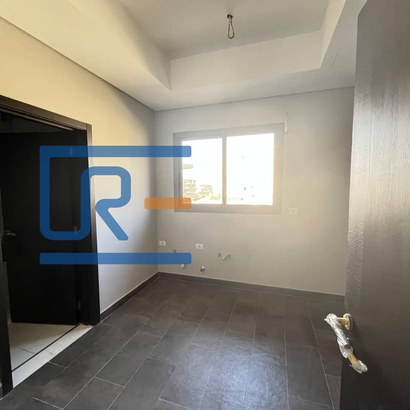 9 d8c361cb-d239-4206-861b-5533153e76a3. jpeg