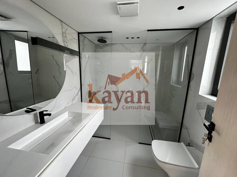 2 0e054999-dbf4-41db-b51d-7cd0ccc9e627. jpg