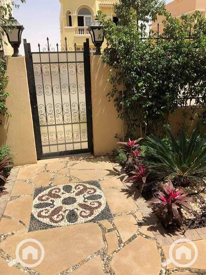 2 5cwtXVoF7Uh6lFw4qs3ez1XSLu3J5YC9FLSD9OyT. jpg