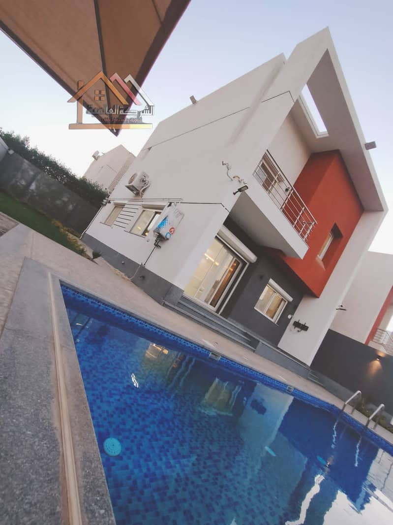 7 6c82b205-0831-430e-b597-ff170445f648. jpeg