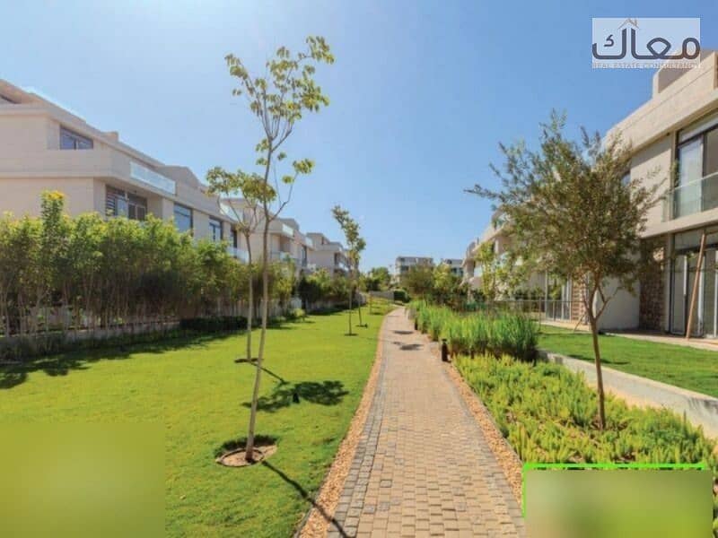 5 a736b9a1-5c7a-4322-b949-3546078c353a. jpg