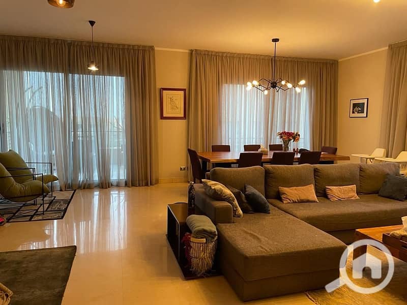 2 397c9d2e-b50b-41b4-943f-0e79ebfe4f11. jpg