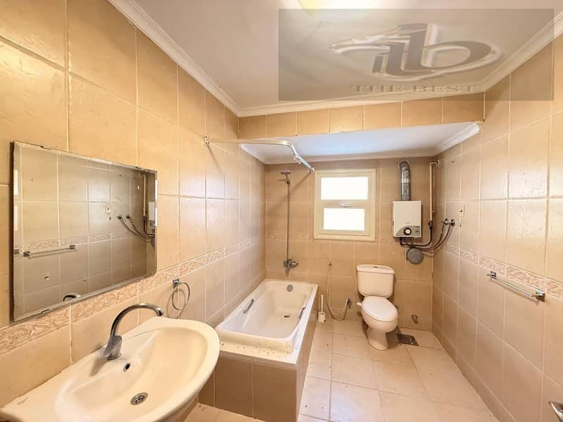 6 5d0c6933-ec52-472b-b473-e4832dc2d8b1. jpeg