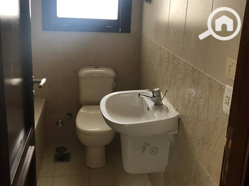 6 486487592_9094897043970700_8267602311608341306_n. jpg