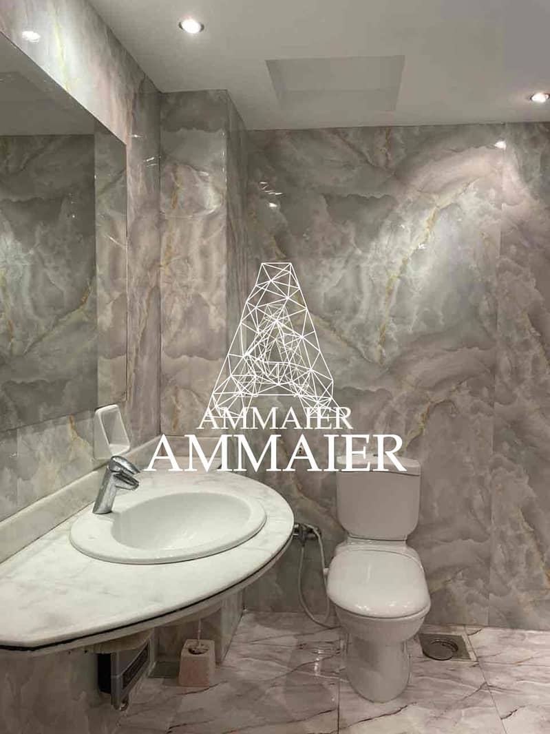 4 fadf9a51-b9d7-499d-b02a-7a1d46a8bb19. jpg