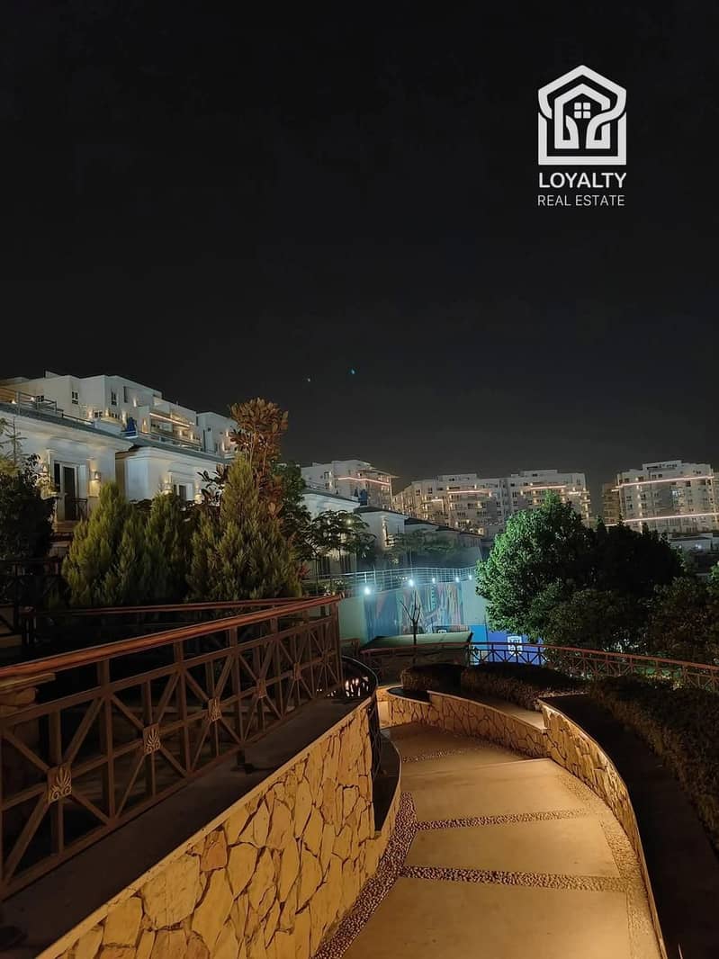 6 4fc0f1f6-1ca3-4f94-a348-4fa97a1efcae. jpg