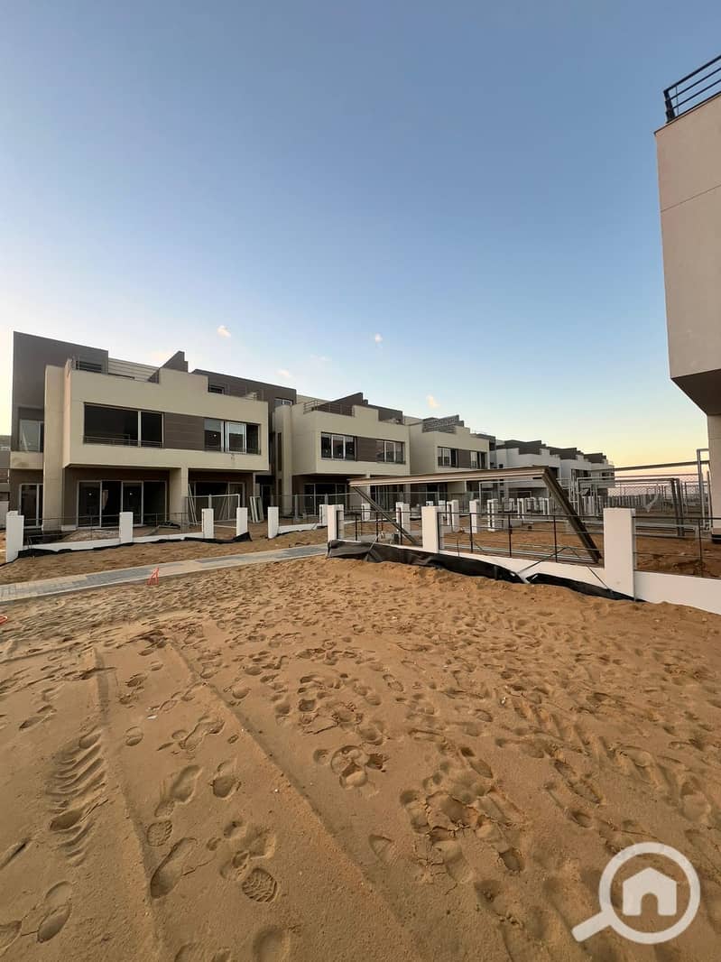 8 WhatsApp Image 2026-01-11 at 11.01. 17. jpeg