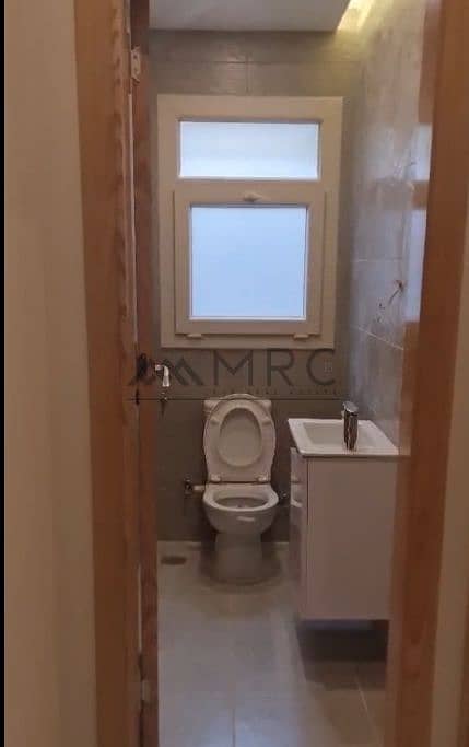 12 Screenshot_1-2-2026_12307_web. whatsapp. com. jpeg