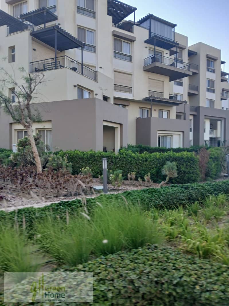 2 02adf6f8-324b-4237-a185-fd13c89b7707. jpg