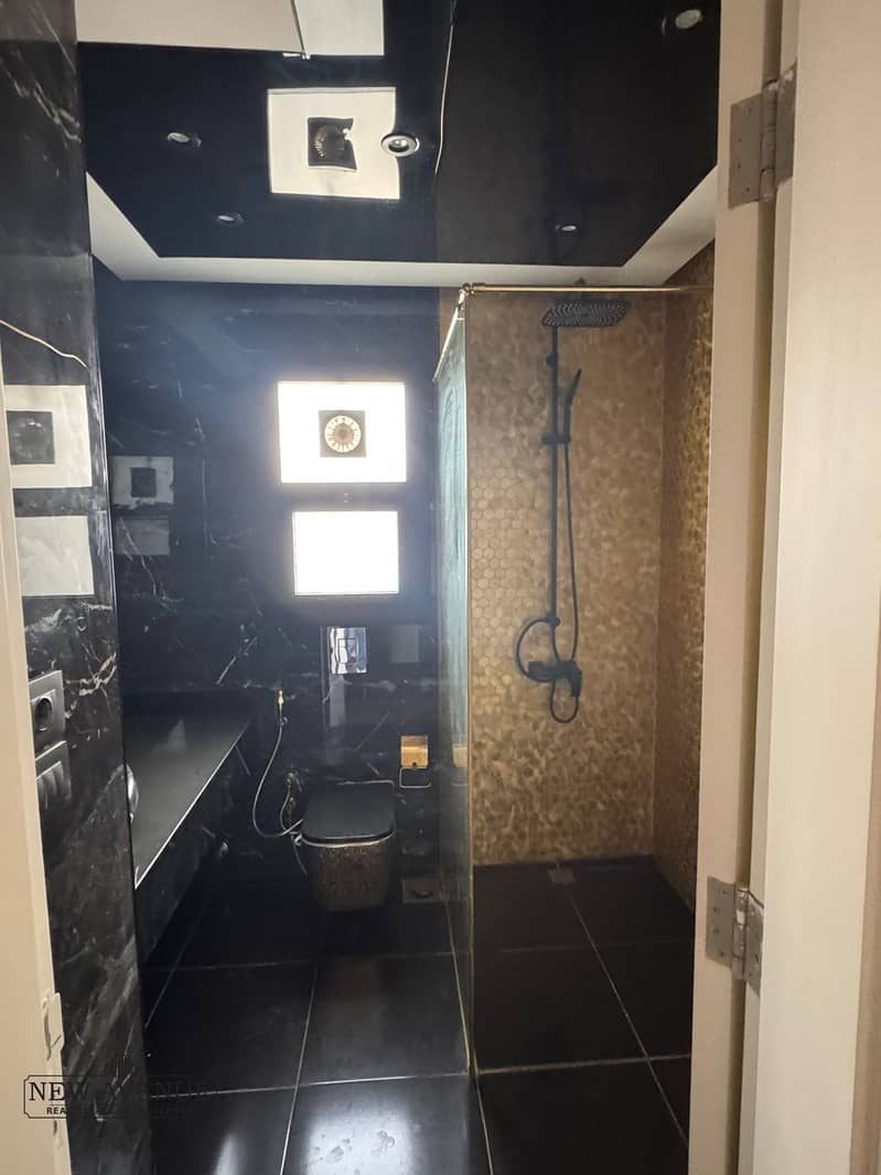 9 ae4197e3-1412-4889-8465-19a2f277ef3b. jpg