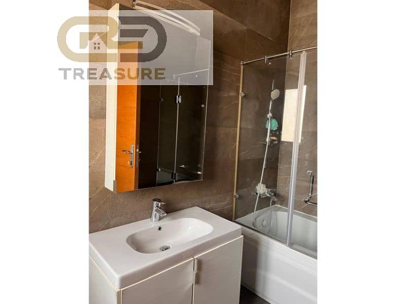 12 WhatsApp Image 2025-12-03 at 3.59. 22 PM (1). jpg