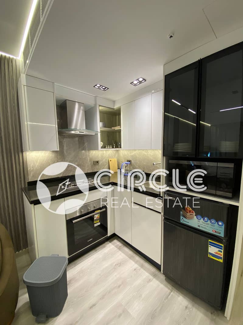 5 WhatsApp Image 2026-02-01 at 10.40. 54 (2). jpeg