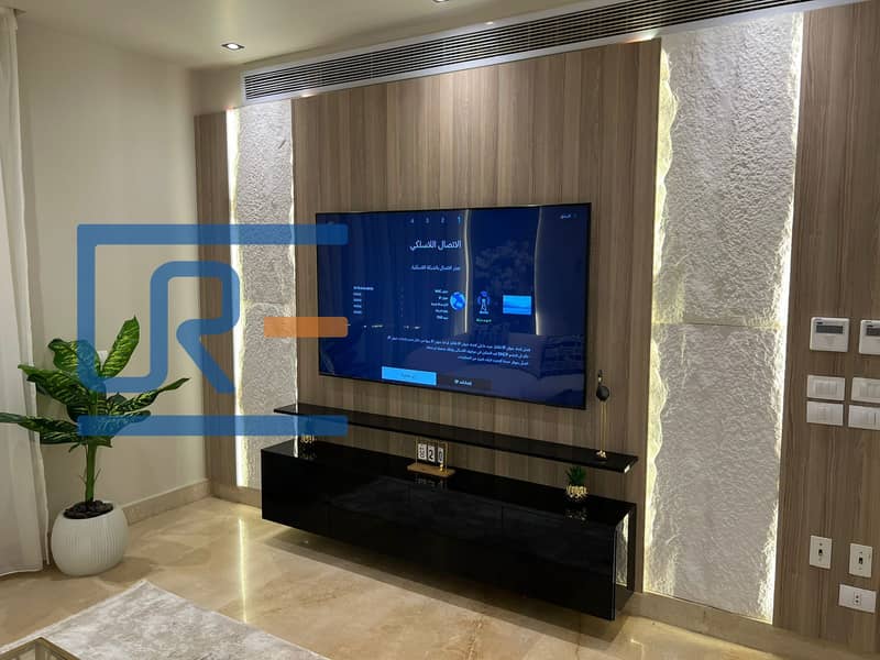 8 976c34bf-25e4-4d71-a04c-17ed57797cd7. jpeg