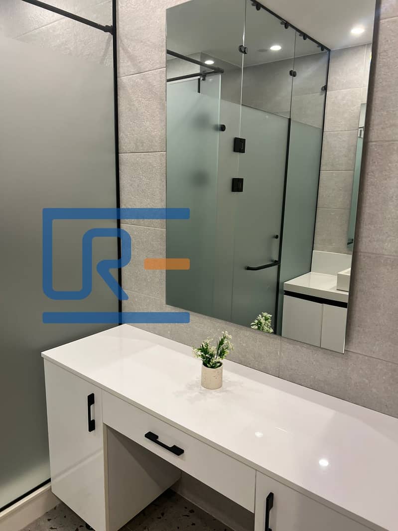 10 a55905aa-8998-4cdb-8c5f-a34ed13876cf. jpeg