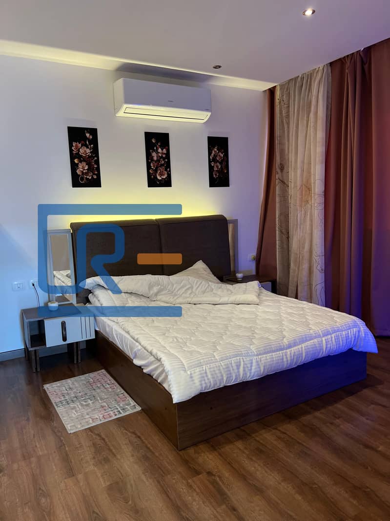 7 9860d92b-8260-45c5-b79a-0cdadfb59092. jpg