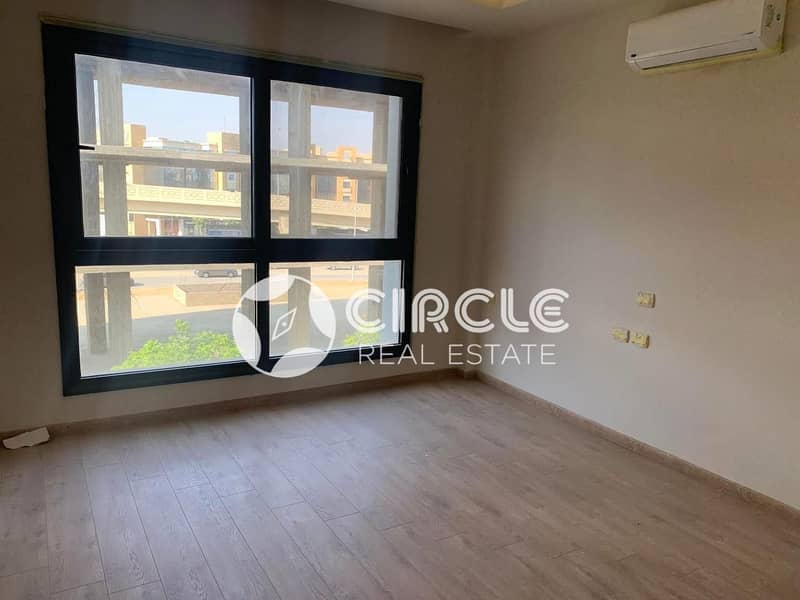 2 WhatsApp Image 2026-02-01 at 12.14. 40 (1). jpeg