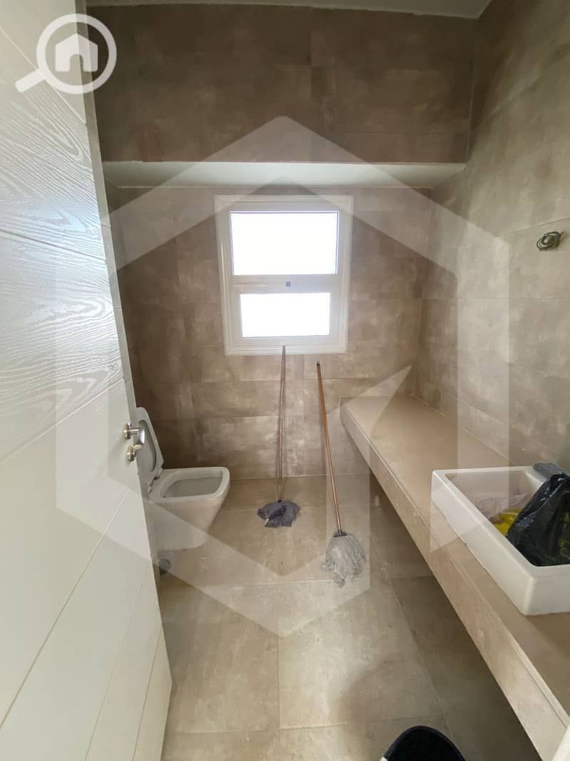 8 Woodville Palm Hills 8. jpg