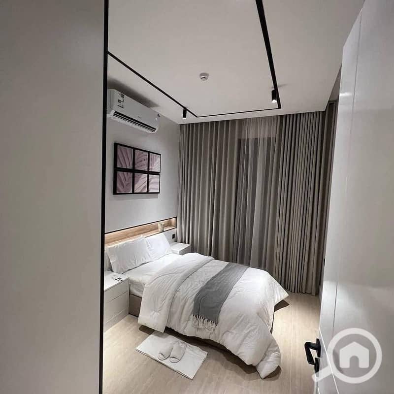 6 6f937a19-8cd3-44ab-a75d-5b8092d7e0df. jpg