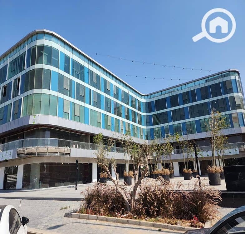 Office for sale in the heart of El Sheikh Zayed next to Islamic Center and near Arkan Plaza Mall - Więcej