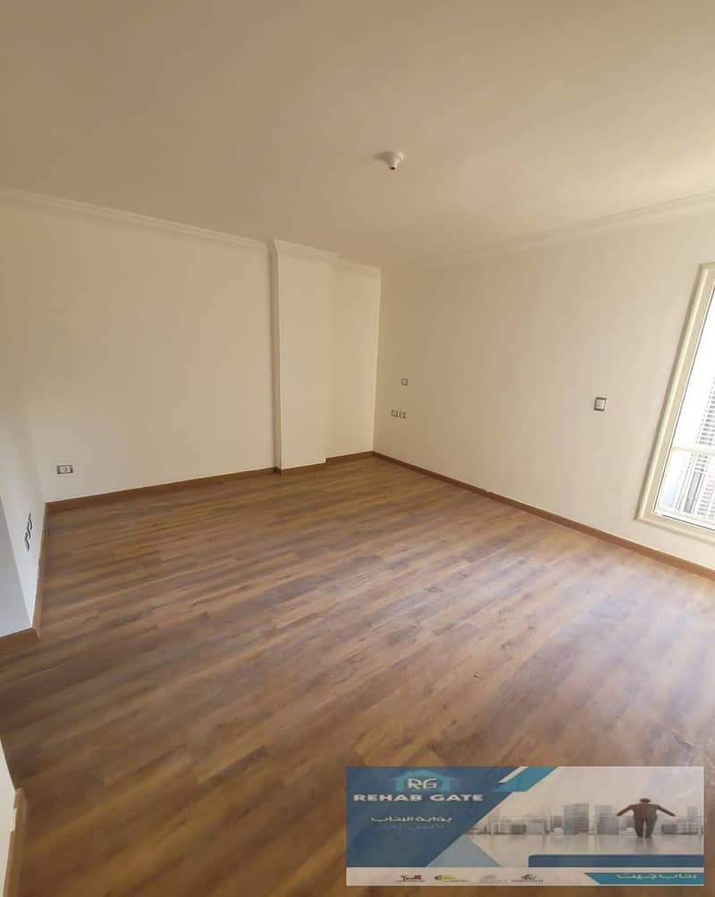 7 4baddb5e-e67f-4e21-ae70-e3a38b2ab534. jpg