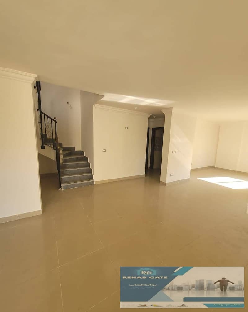 8 4f537453-0f8b-4c6e-ae34-62175aea0cef. jpg