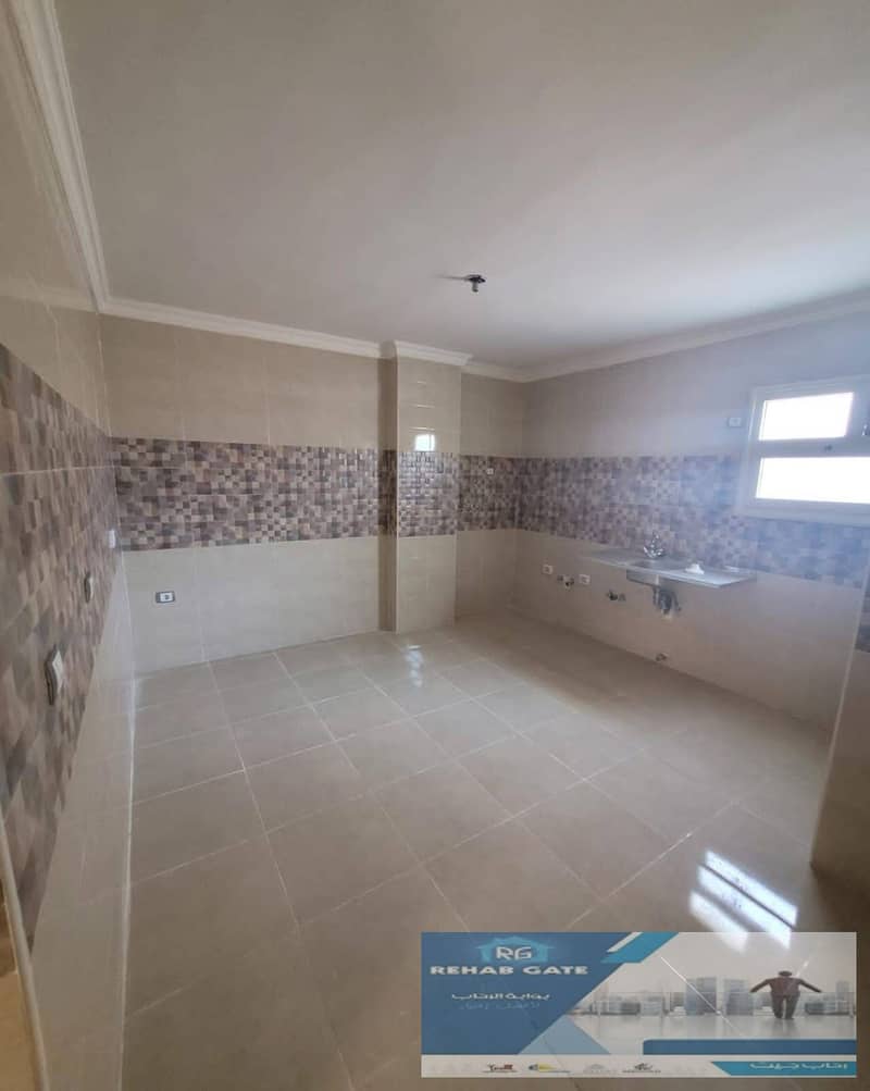 14 9203c846-e7b6-4844-bb44-0a1389a6e485. jpg