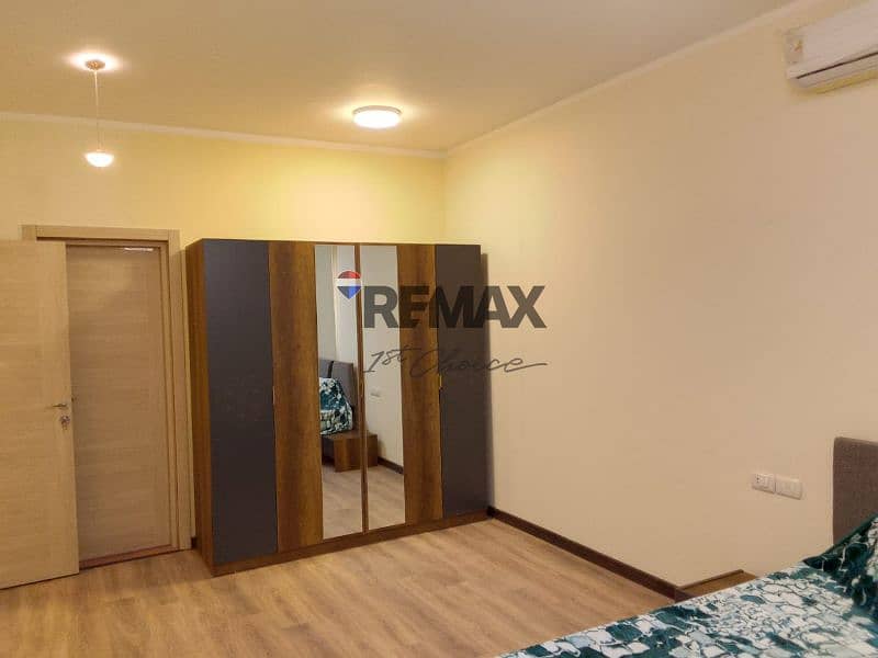 8 0d93e125-5eac-4a0e-b035-c002efcdee76. jpg