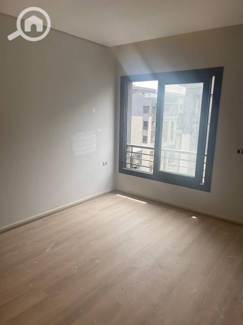 4 WhatsApp Image 2026-02-01 at 12.02. 14 PM (2). jpeg