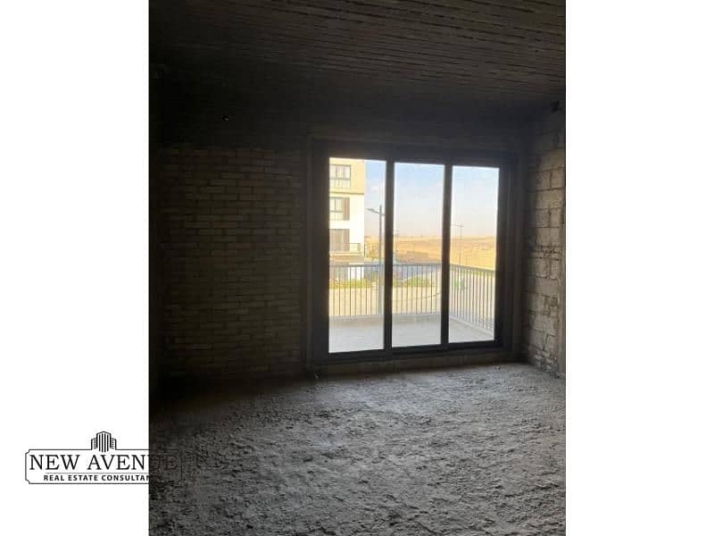 12 WhatsApp Image 2026-01-26 at 3.40. 13 PM. jpg