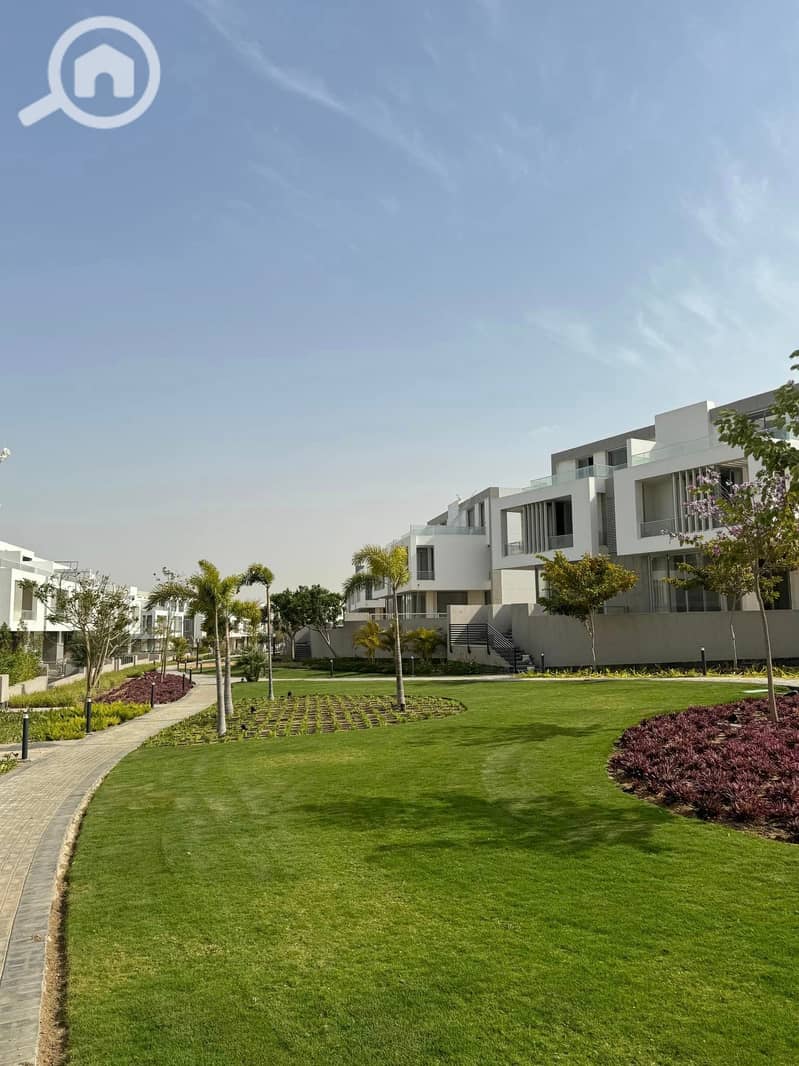 9 419248331_1648765698992622_4437935885104356660_n. jpg