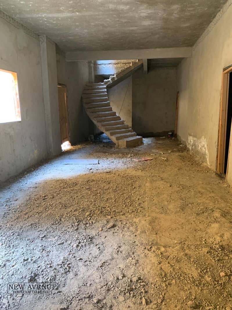 4 9bb162a8-7b89-4059-8643-a2df0ff0db94. jpeg