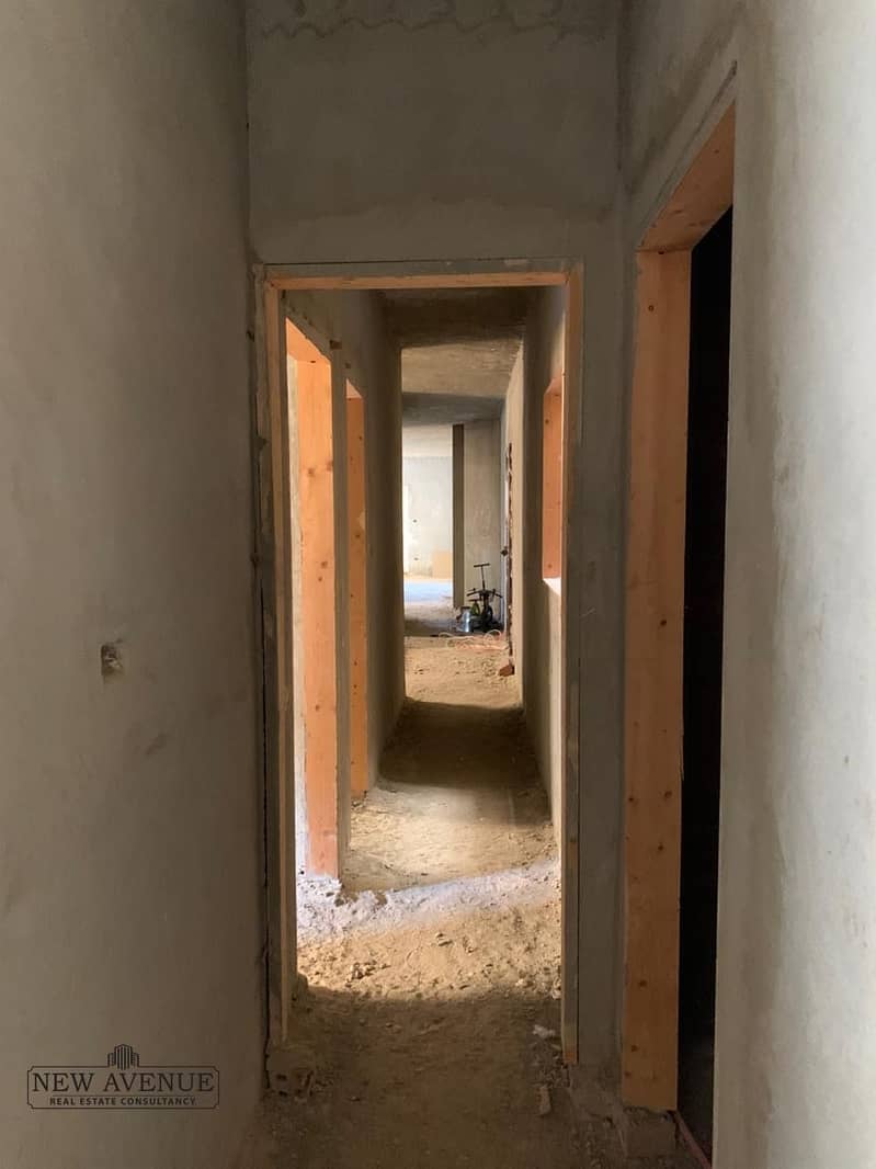 10 5794b493-6d8b-4d98-8cf7-546d7ee6e52a. jpeg