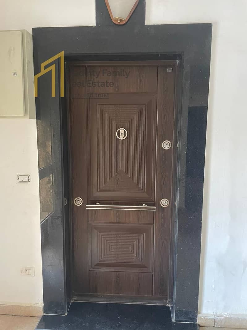 4 44c179f8-46f7-4421-b39e-dfbc60bdb61b. jpg