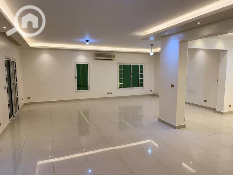 5 6ba33bd5-3d6e-4b1b-83f5-79d80e83aae5. jpg