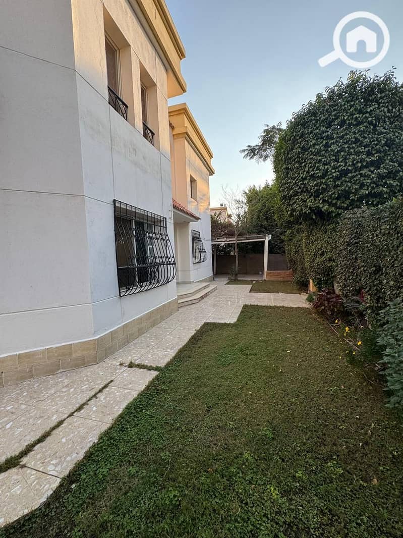 8 7b2d159c-e8fd-4ead-983d-1ba4d22ddb2e. jpg