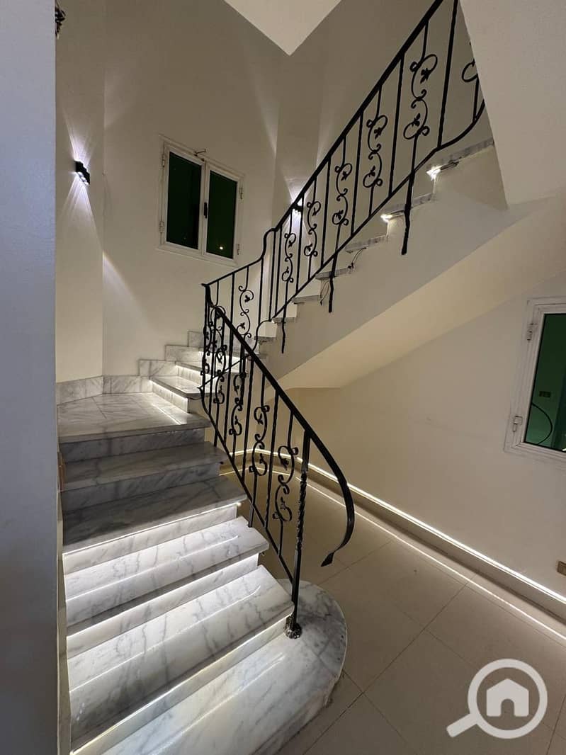 18 c9de0d66-4655-451f-85b6-ddf970421d08. jpg