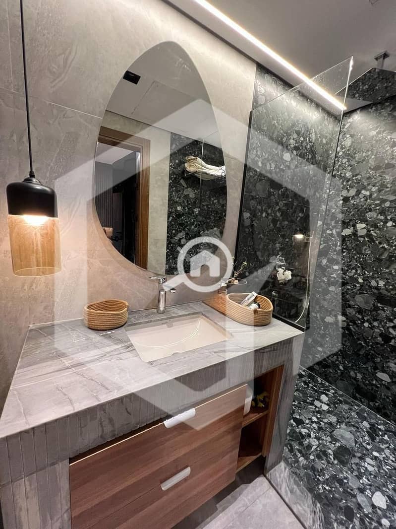 8 Jubail Iwan 8. jpeg