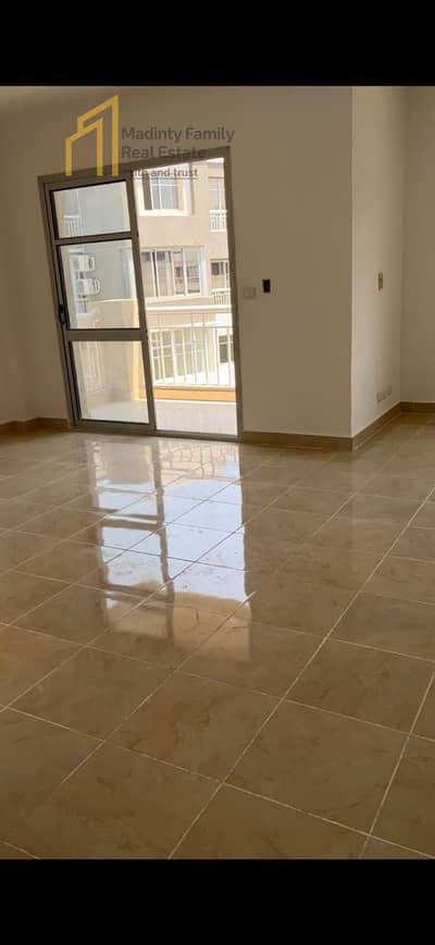 شقة 4 غرف نوم للايجار في مدينتي، القاهرة - 38929dcb-6df2-4fb7-b7cb-1c9051c4e5f8. jpg