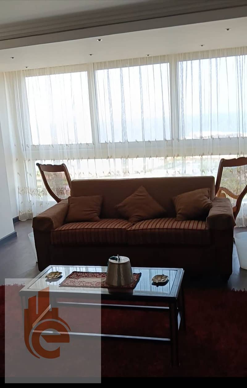 3 f43c342d-ee5f-4ad5-9eb2-0dbe149f09d5. jpg