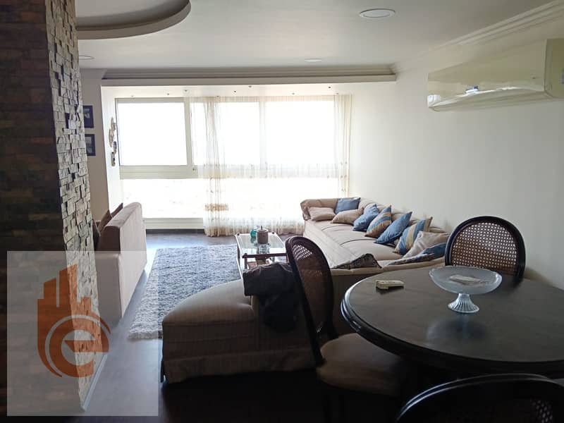 4 ebad5381-7cf4-49b7-811e-8556f75631cf. jpg