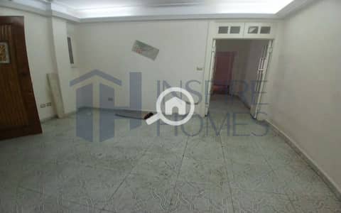 شقة 3 غرف نوم للايجار في كفر عبدو، الإسكندرية - 01. jpg