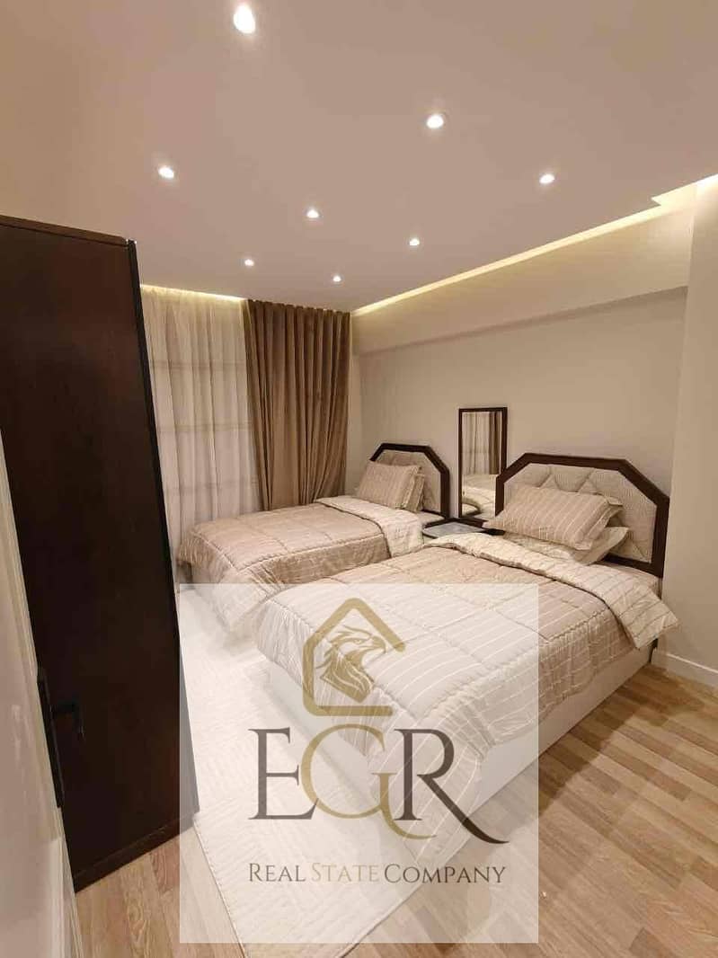 14 774b9e6c-b65a-415b-beed-d368f275dc2d. jpg